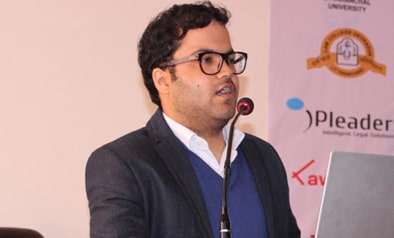 Mr. Tanuj Kalia,CEO of Lawctopus